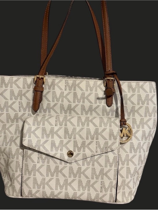 Michael Kors Handbags - Michael Kors White and Cedar Signature MK Tote